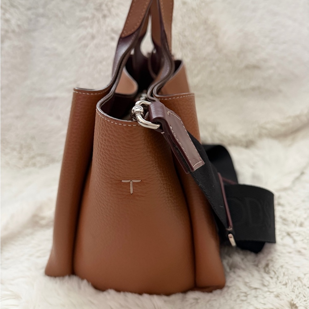 Tod's Mini Leather Tote - Picture 5 of 16